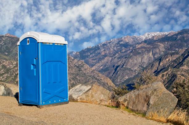 Porta potty delivery and setup in Carnegie, PA
